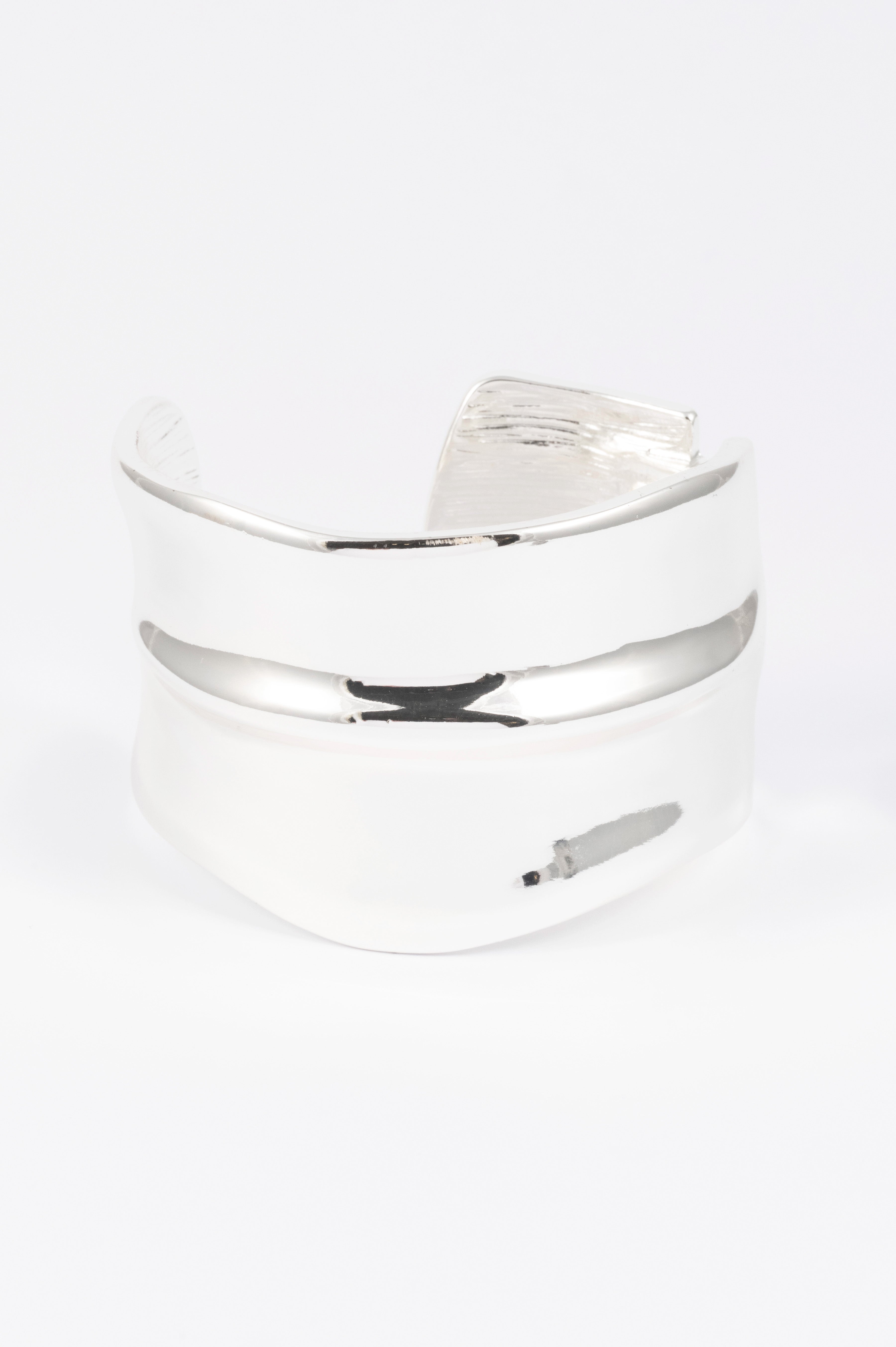 SILVER POLISHED ORGANIC OPEN CUFF WRISTWEAR