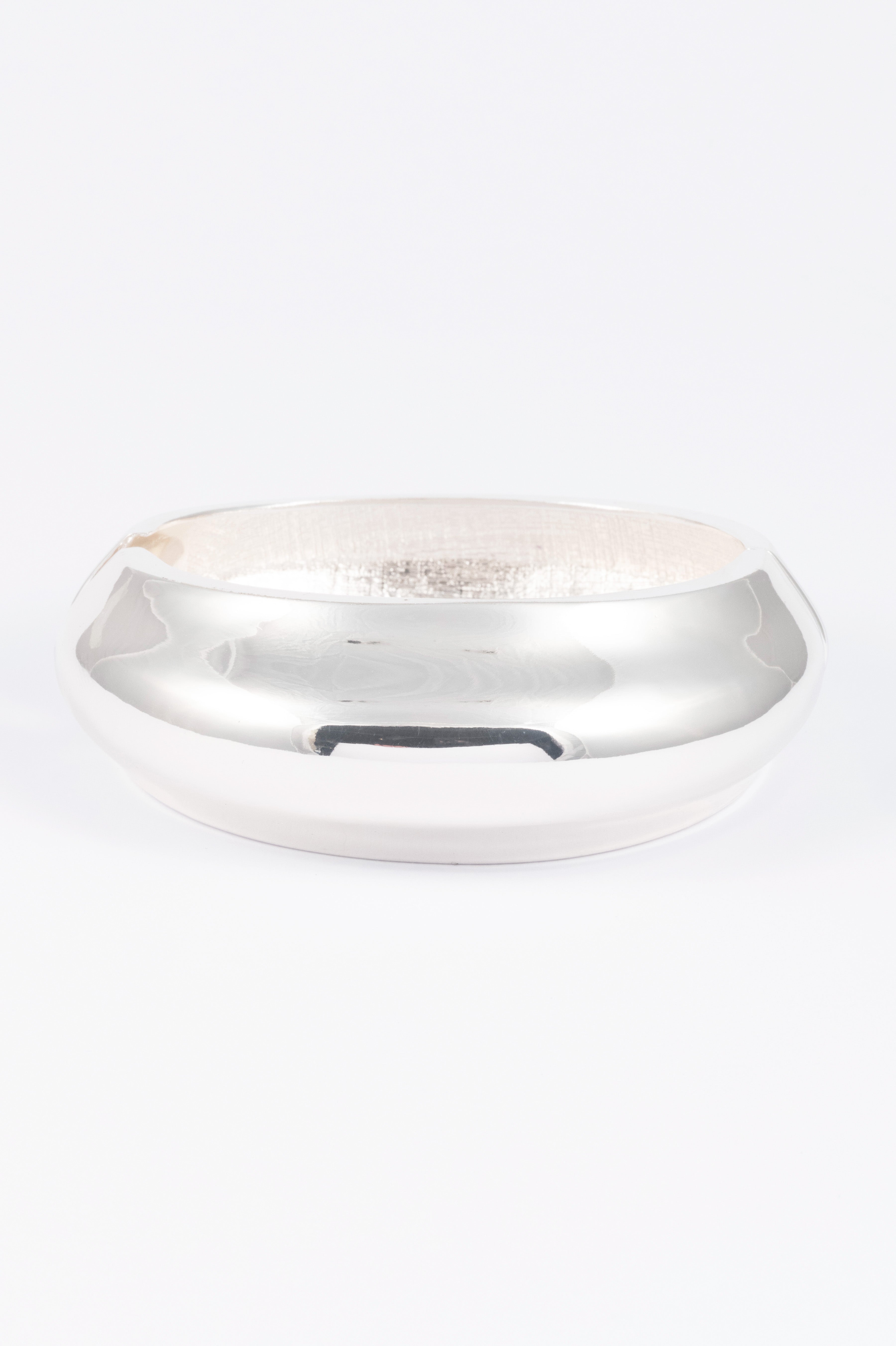 SILVER POLISHED THICK ORGANIC HINGED BANGLE