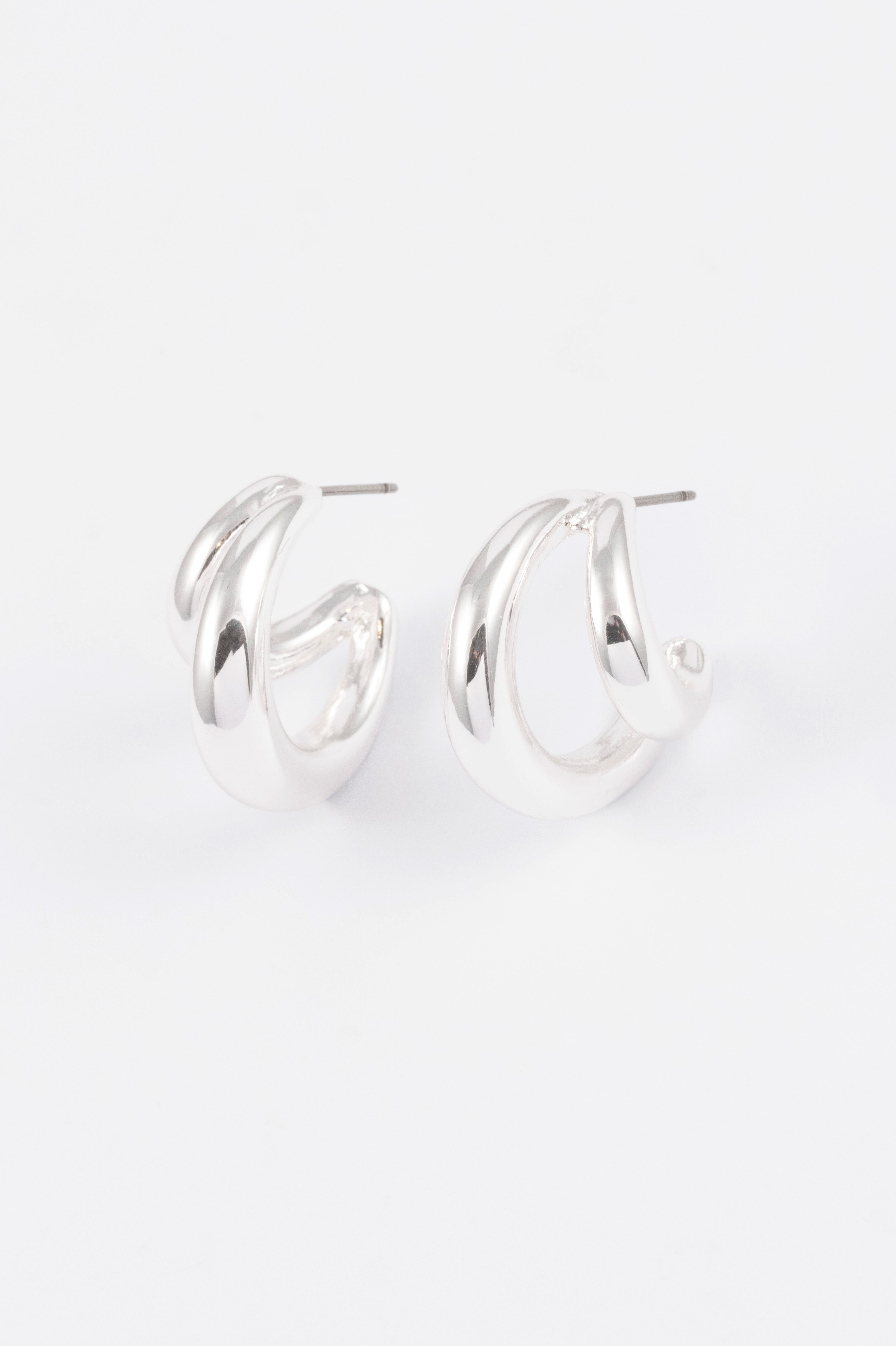 SILVER POLISHED DOUBLE C-SHAPED HOOP EARRING