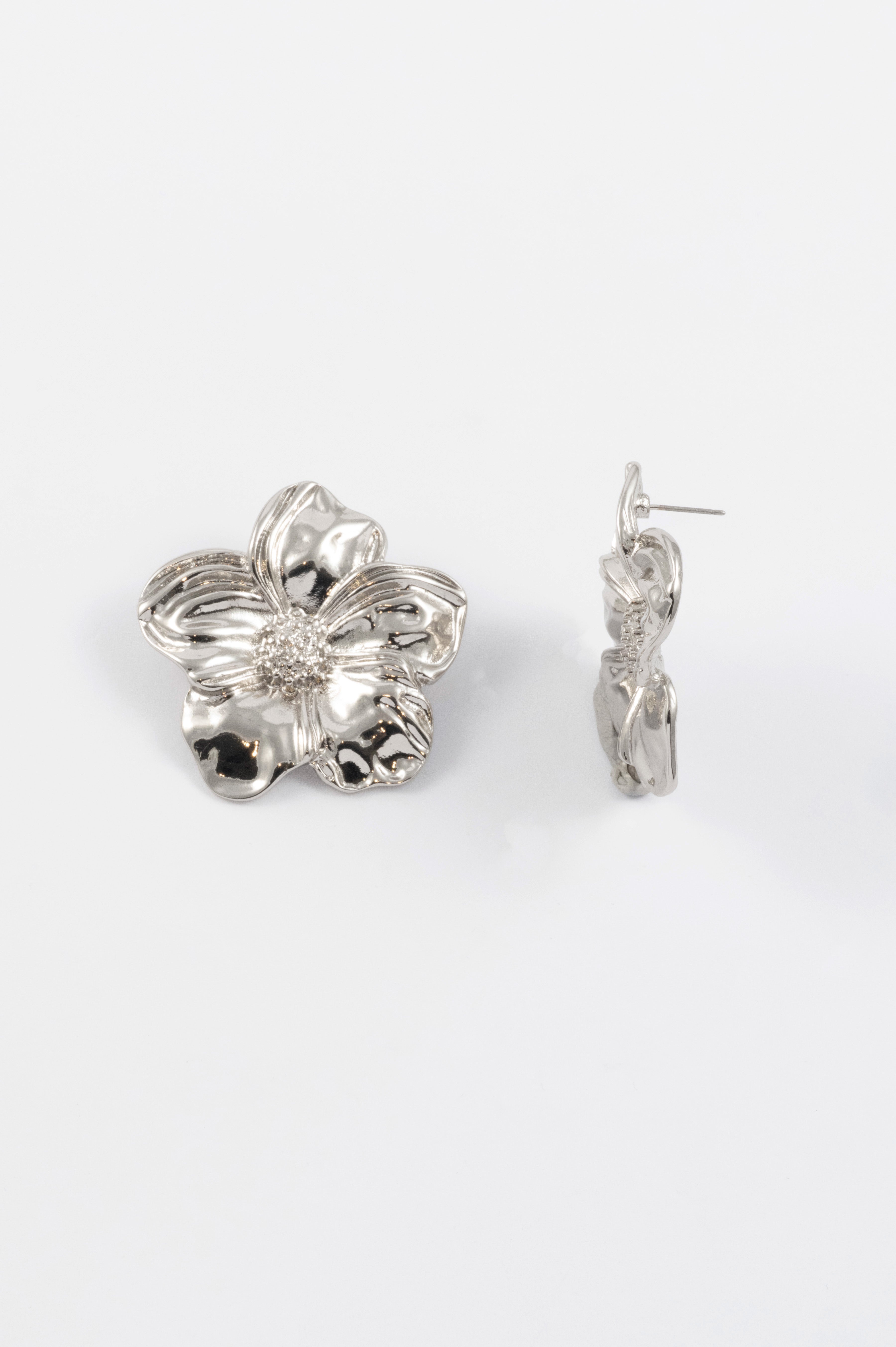SILVER POLISHED LARGE FLOWER STUD EARRING