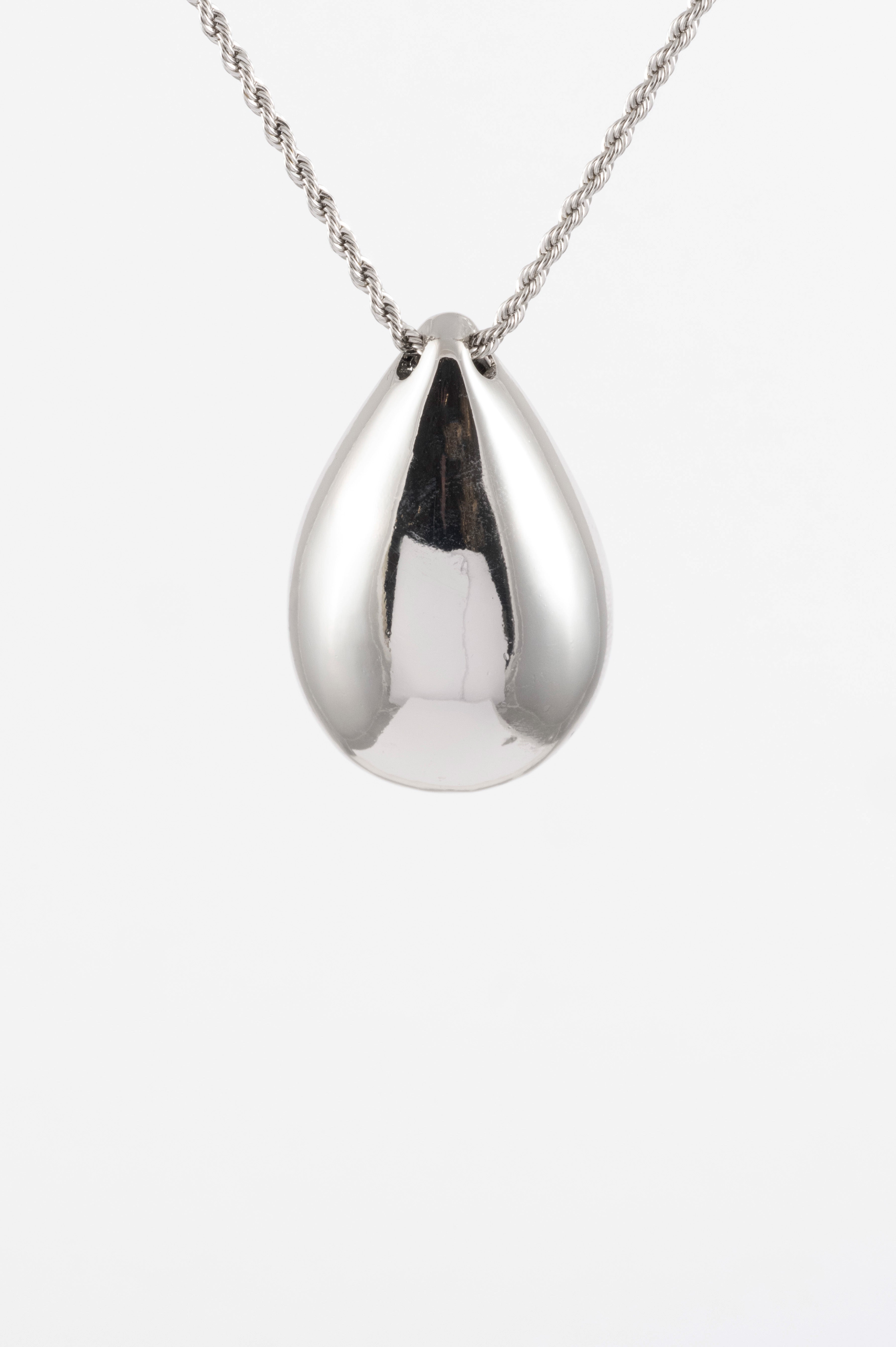 SILVER POLISHED LARGE DROPLET PENDANT NECKLACE