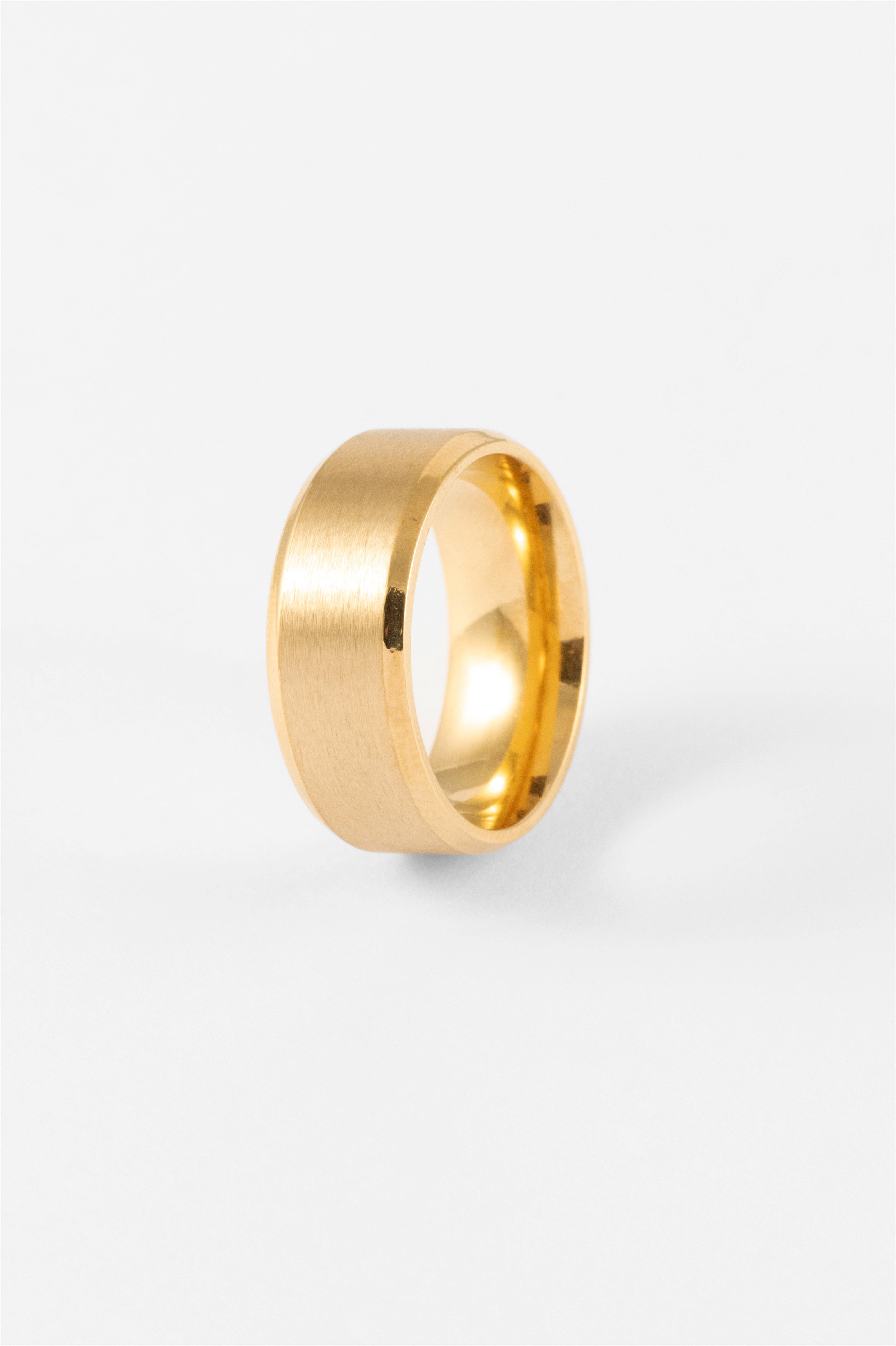 GOLD THICK BAND ENGRAVABLE RING M/L