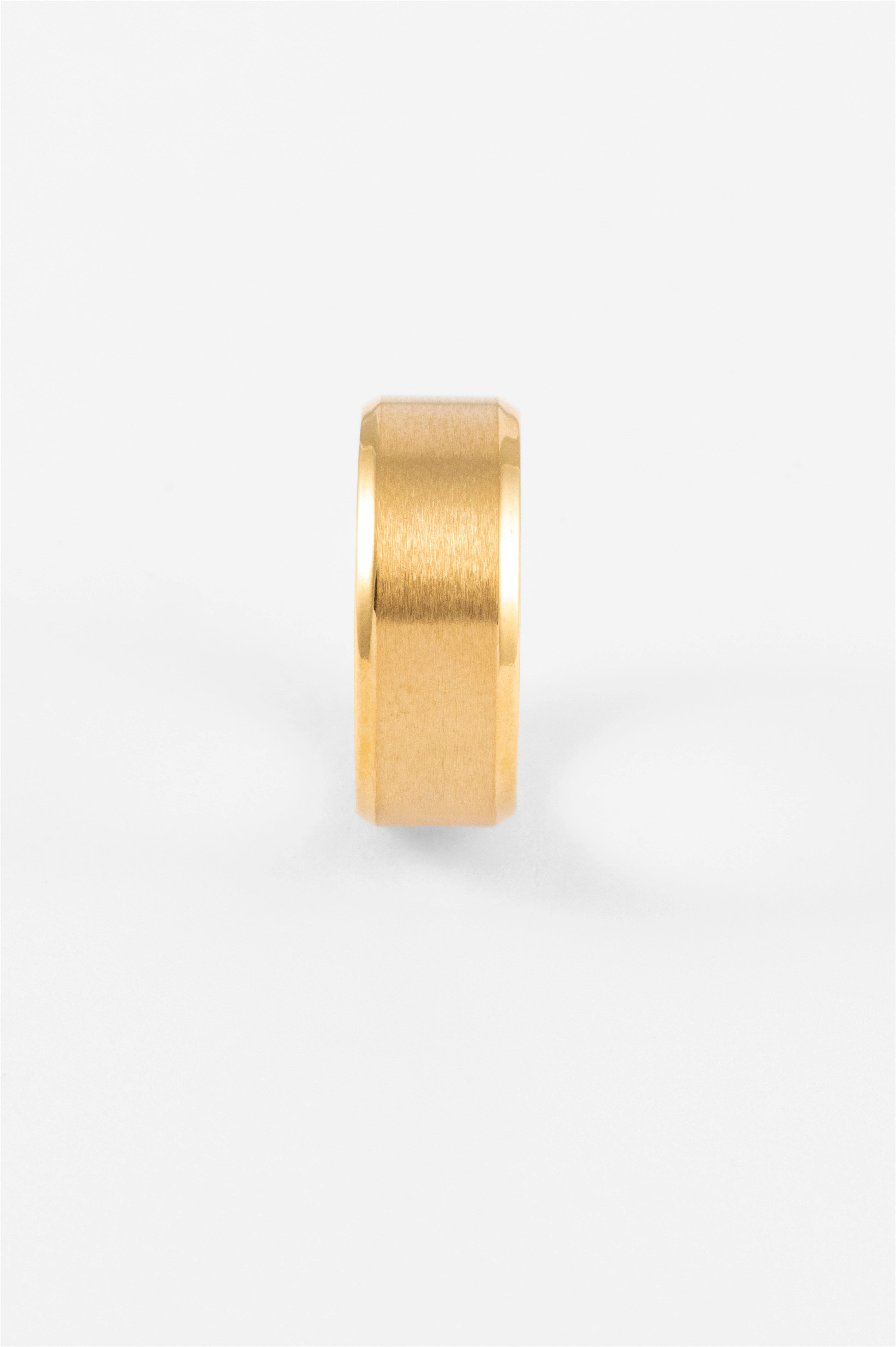 GOLD THICK BAND ENGRAVABLE RING M/L