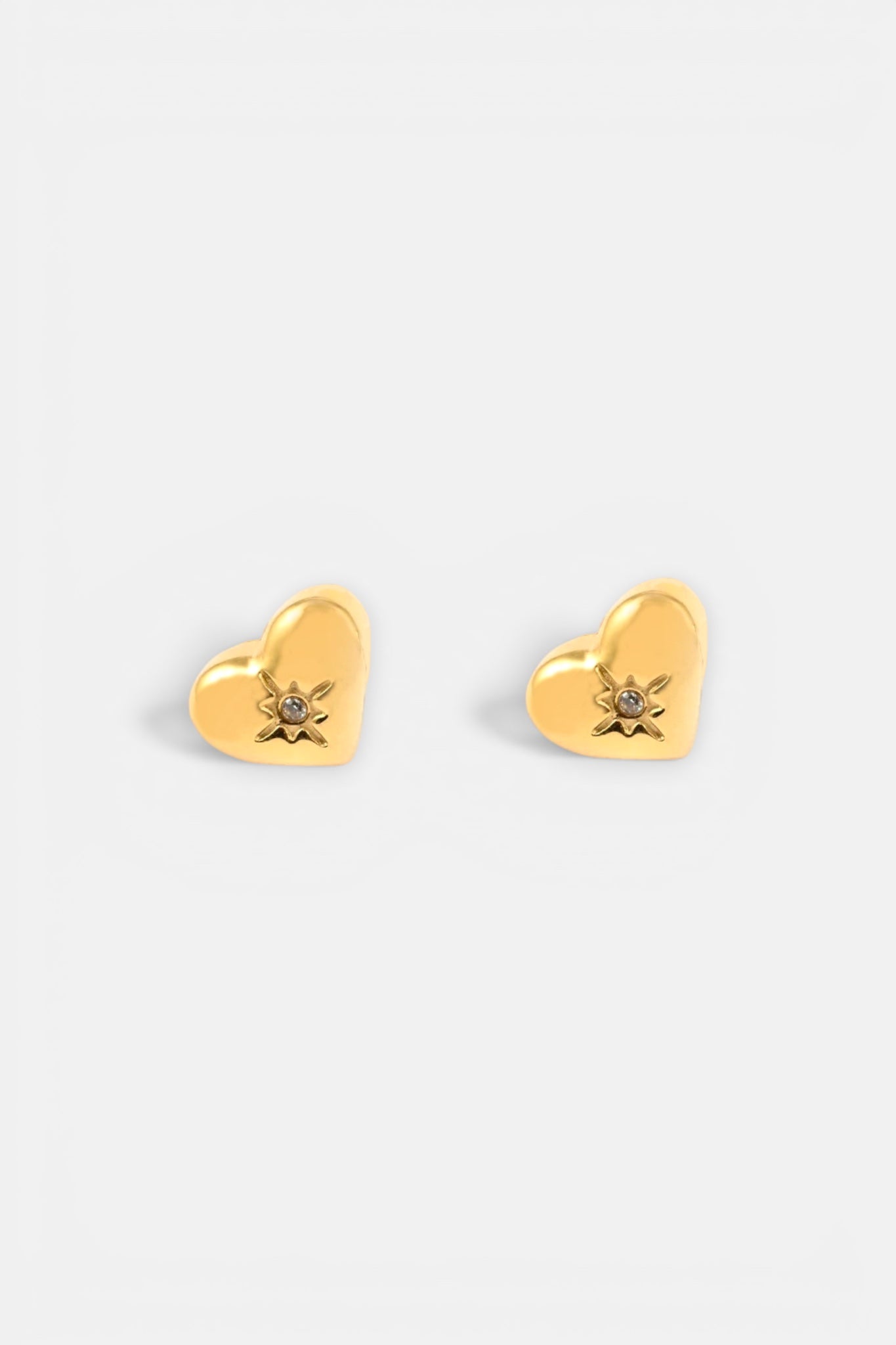 GOLD ETCHED STAR HEART STUD EARRING