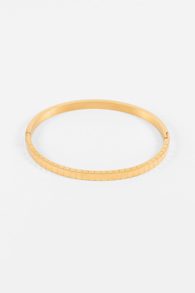 WATERPROOF GOLD RIBBED HINGED CUFF BANGLE