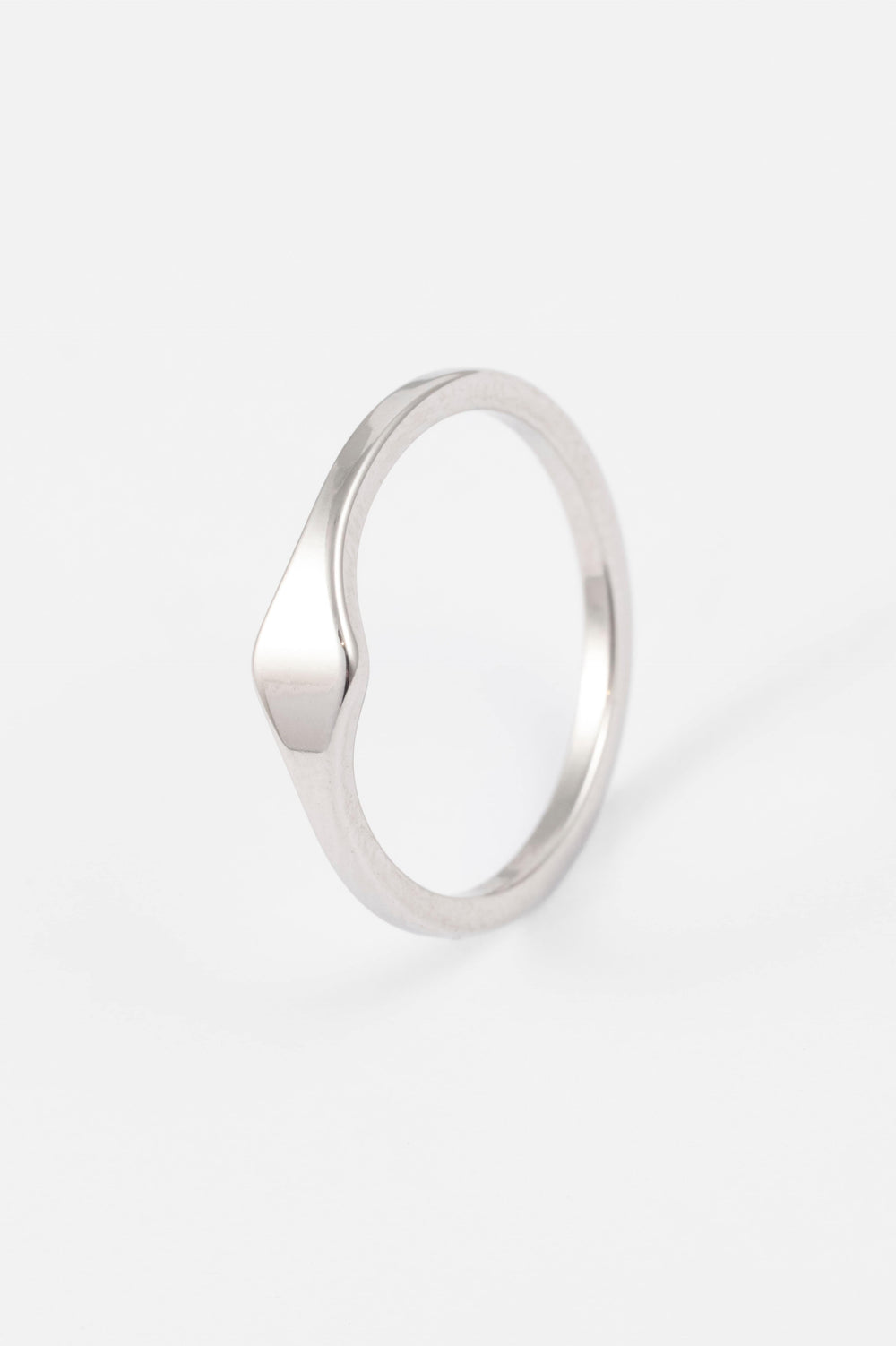 WATERPROOF SILVER FINE ROUND SIGNET RING - SM