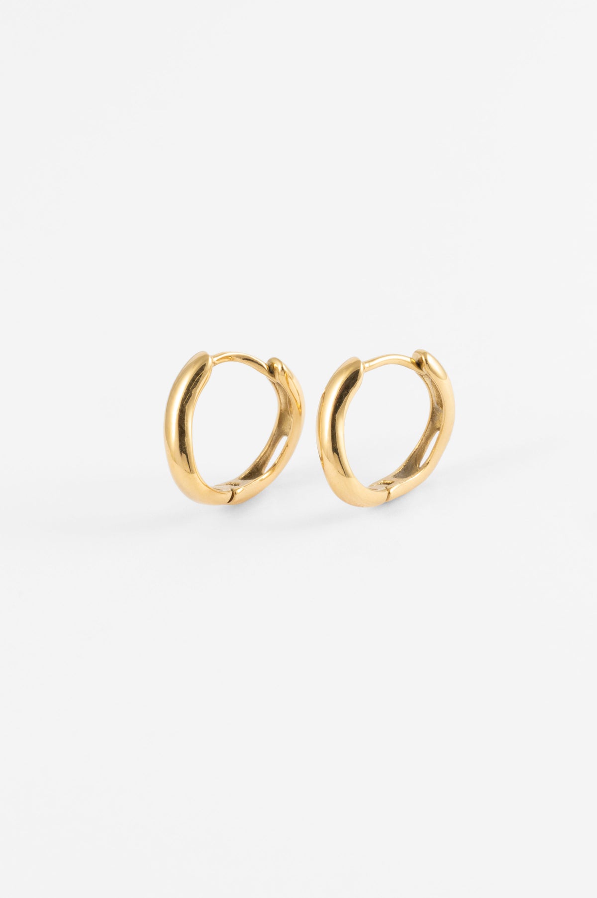 Mini Loop Earring GOLD WAVEY MINI HOOP EARRING