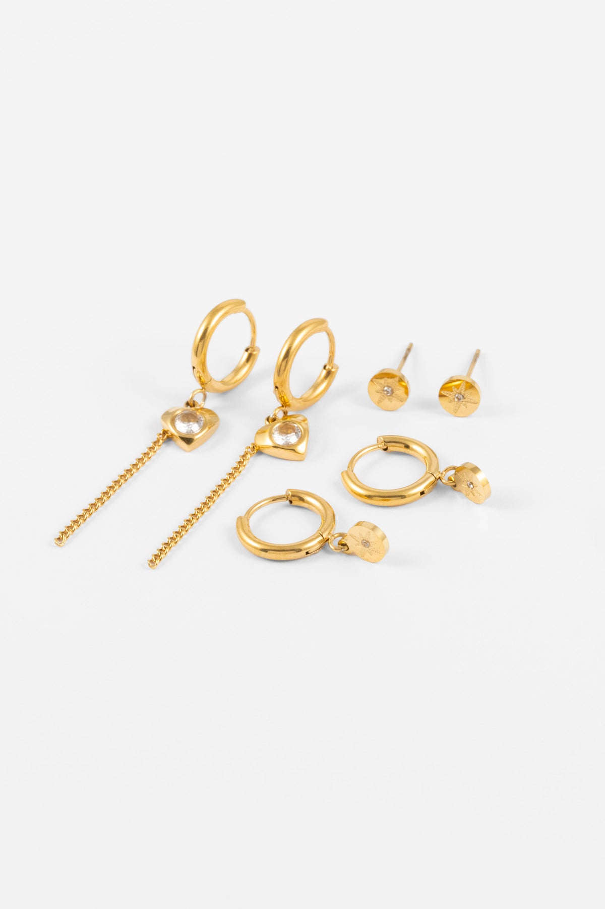 WATERPROOF EAR STACK HEART CHAIN STUD 3 PACK